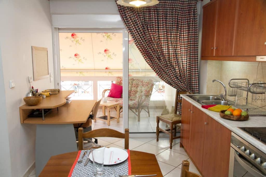 Spacious Family Flat Near Parthenon Free Parking Athen Exterior foto